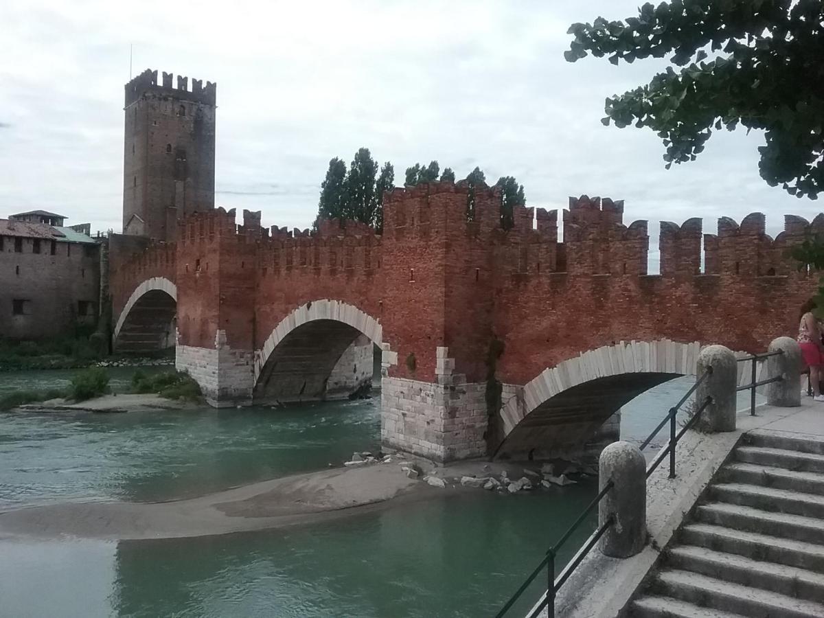Appartamento Filippo Castelnuovo del Garda Exterior foto